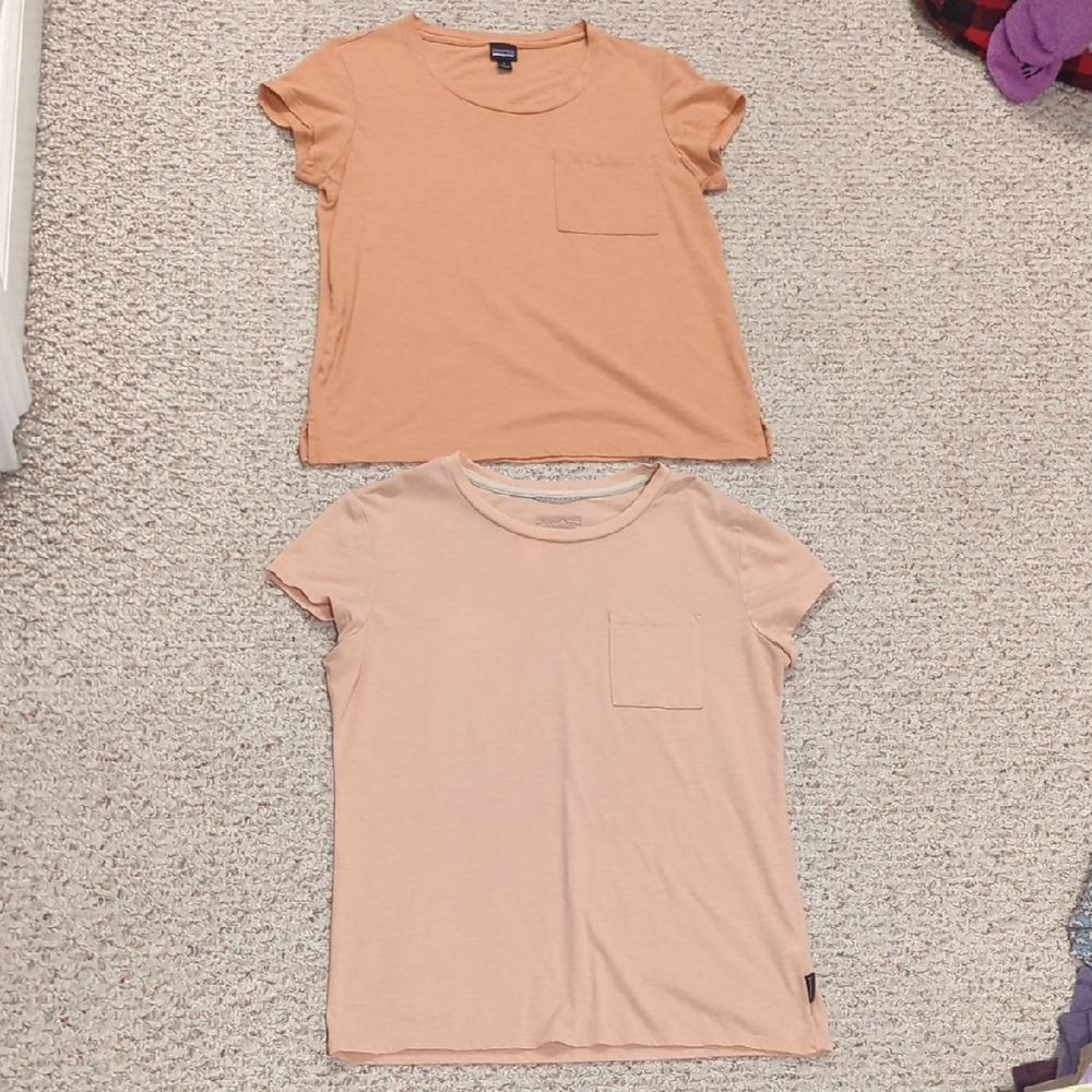 Patagonia Women's Short Sleeve Tees - Peach and Light Pink Size Small